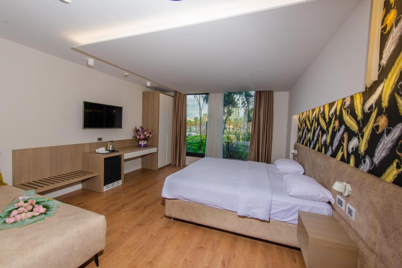Marina Premium Hotel & Apartment Vlorë 外观 照片