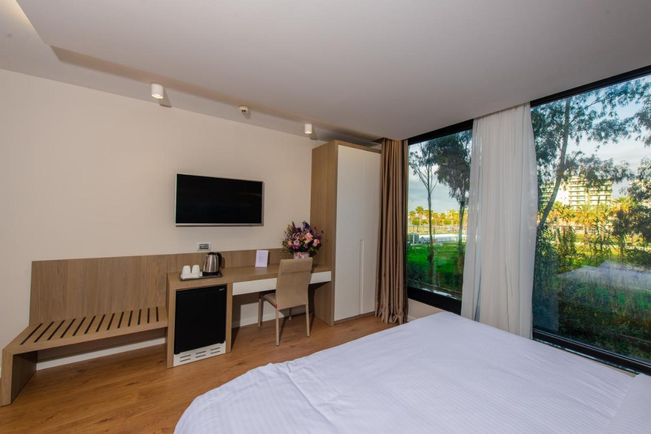 Marina Premium Hotel & Apartment Vlorë 外观 照片