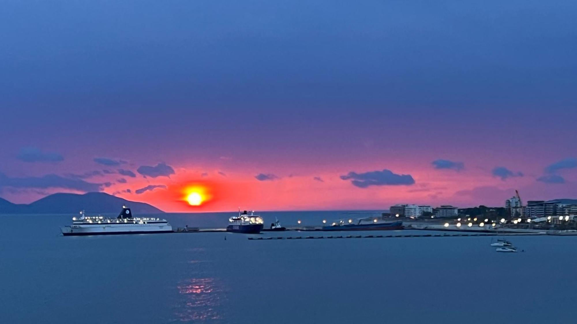 Marina Premium Hotel & Apartment Vlorë 外观 照片