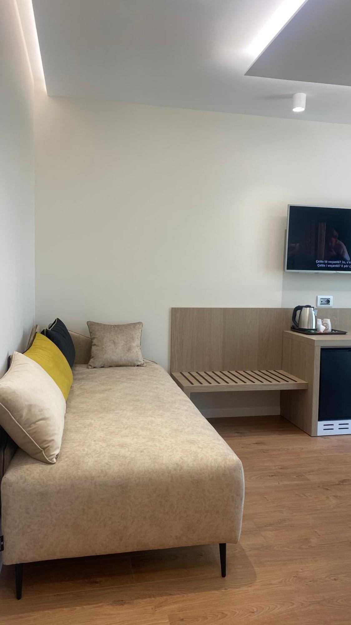 Marina Premium Hotel & Apartment Vlorë 客房 照片