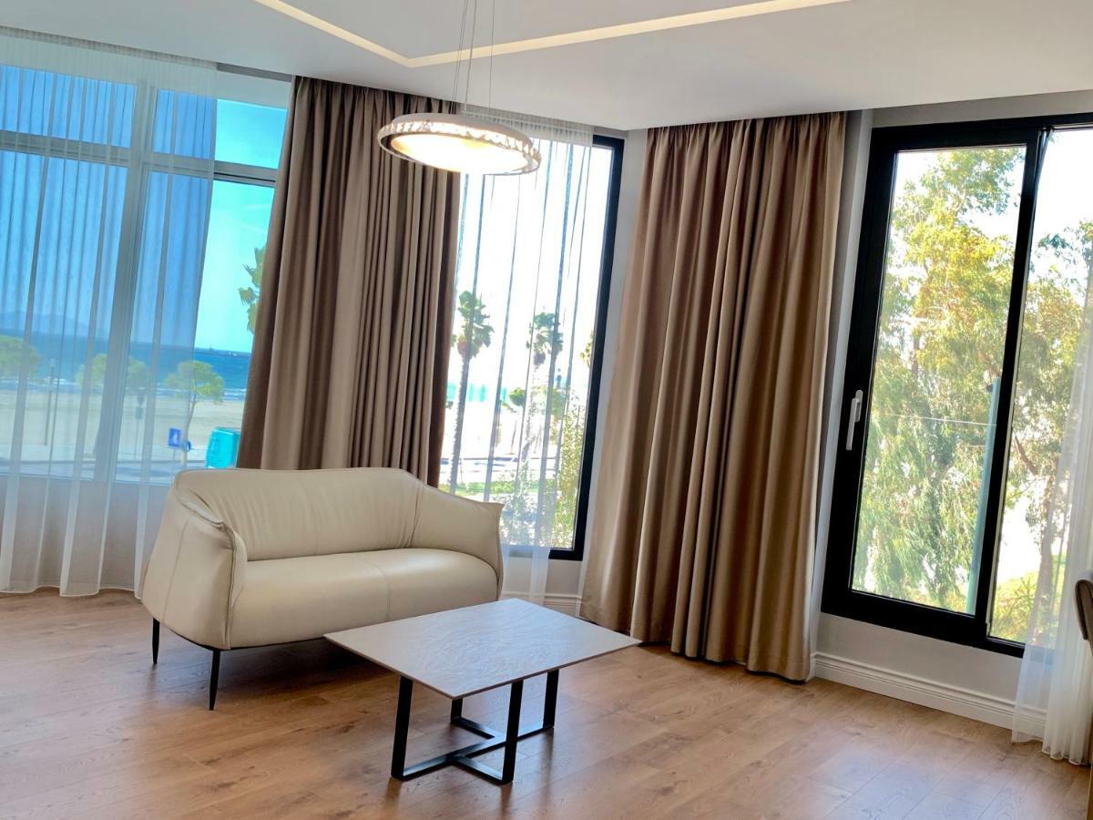 Marina Premium Hotel & Apartment Vlorë 外观 照片
